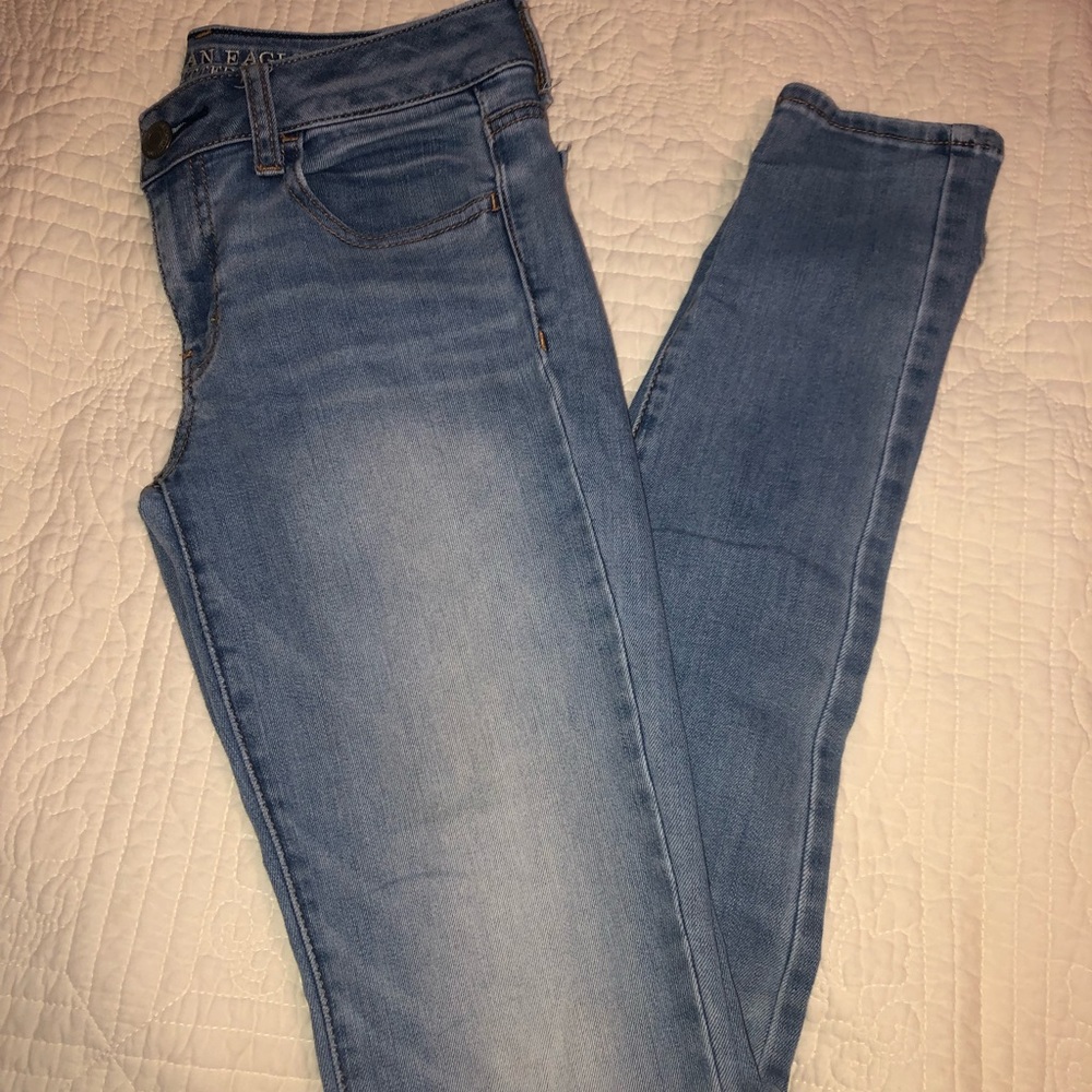 American Eagle Light-Wash Jeans